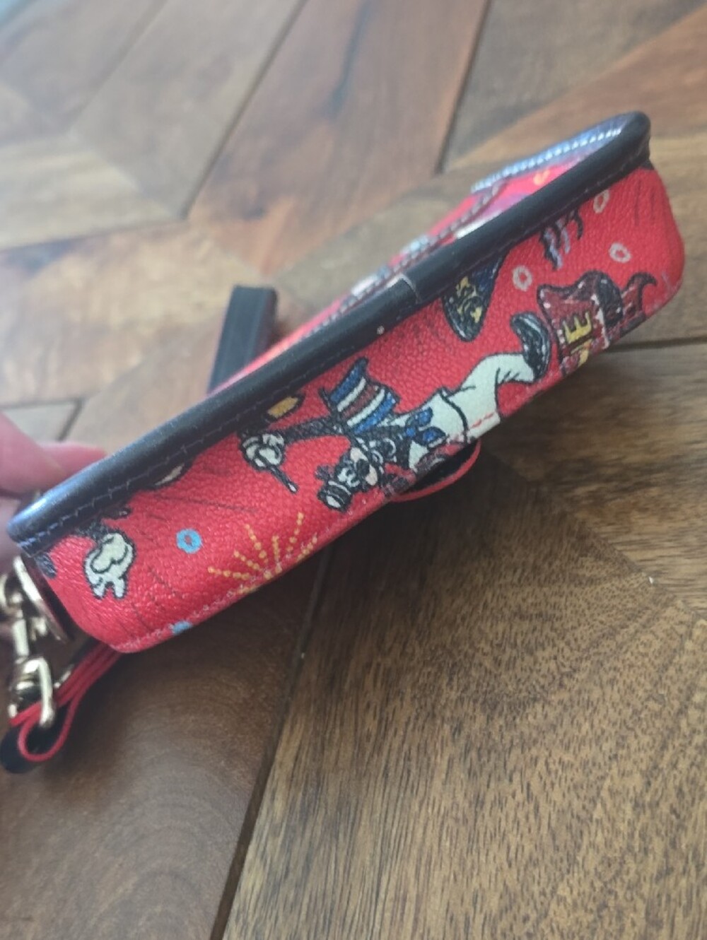 Disney Cruise Line Dooney & Bourke Wristlet Clutch - Picture 4 of 9